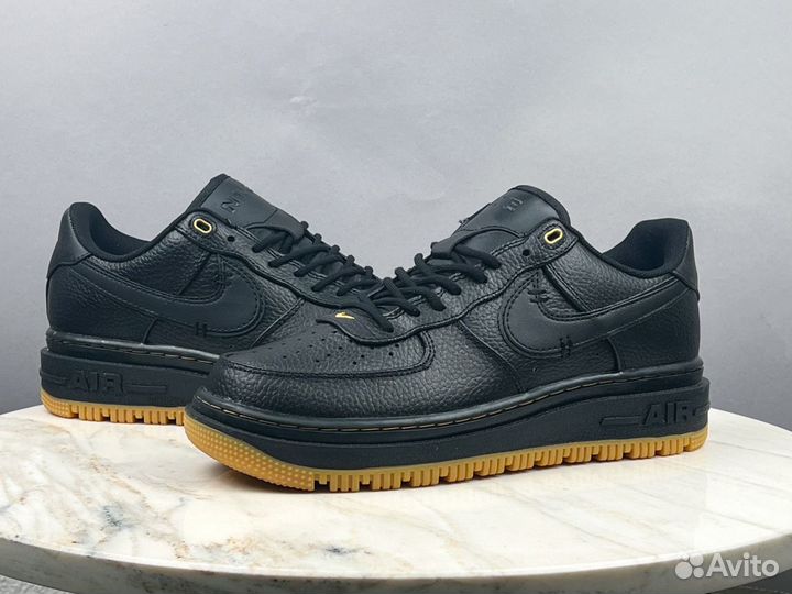 Кроссовки Nike Air Force 1 Luxe Black