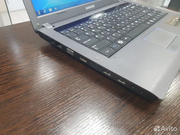 Ноутбук Samsung R425