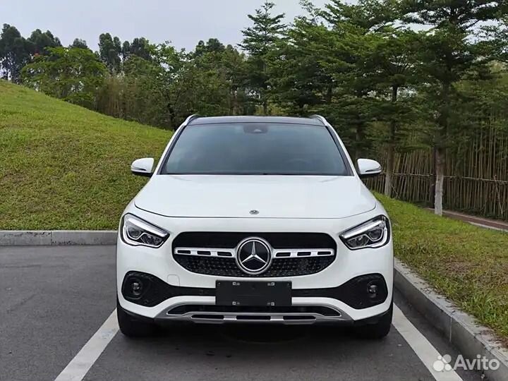 Mercedes-Benz GLA-класс 1.3 AMT, 2020, 25 000 км