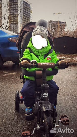 Трехколесный велосипед с ручкой kreiss