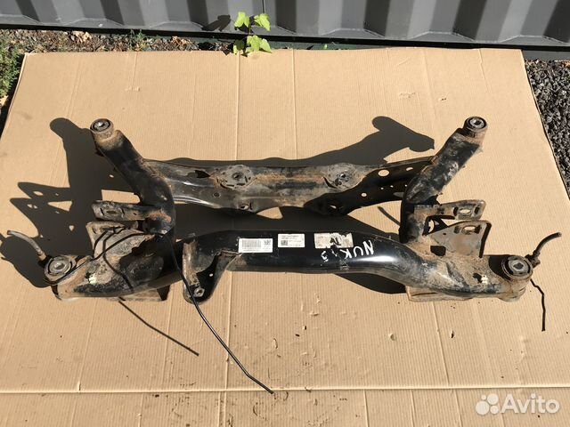 Подрамник задний Volkswagen Tiguan 11-17