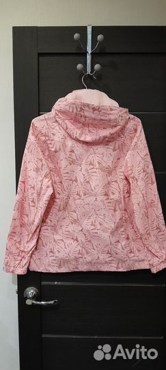 Ветровка для девочки