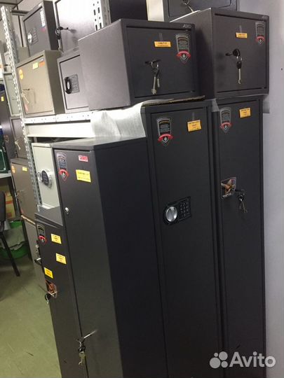 Сейф оружейный Чирок 1025