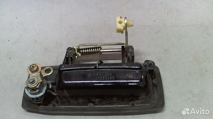 Ручка крышки багажника Mitsubishi Outlander, 2003