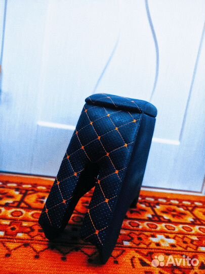 Подлокотник на datsun on do и гранду