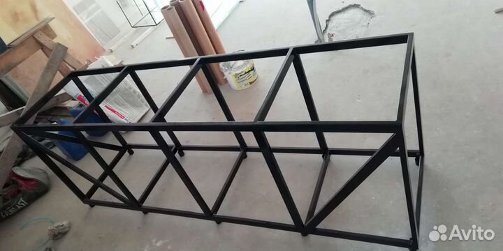 Метало-каркасные изделия. Тумбы под аквариум