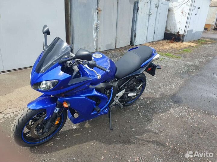 Yamaha FZ6