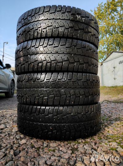 Matador MPS 500 Sibir Ice Van 225/70 R15C 112R