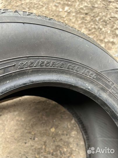 Yokohama Ice Guard IG60 215/55 R16
