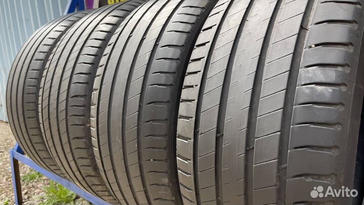 Michelin Latitude Sport 3 255/45 R20