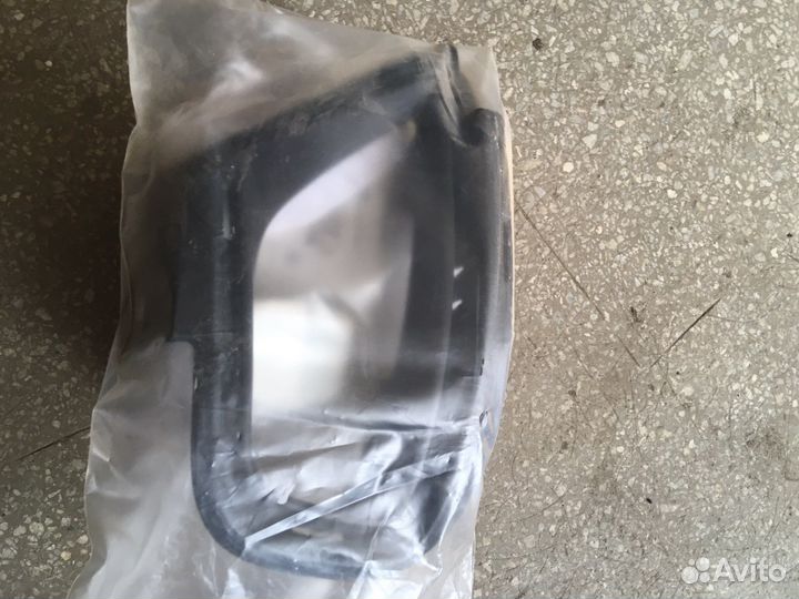 Кронштейн противотуманной фары Renault Duster