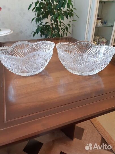 Ваза хрустальная