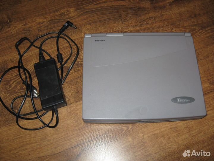 Toshiba-Tecra750CDT ретро-бук с ускорителем