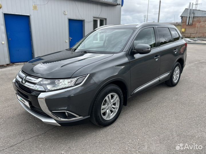 Mitsubishi Outlander 2 CVT, 2017, 38 000 км