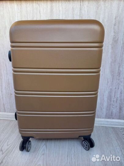 Чемодан на колесах
