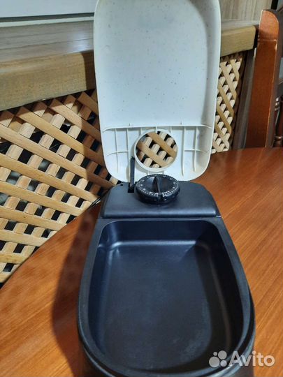 Автокормушка для кошек и собак