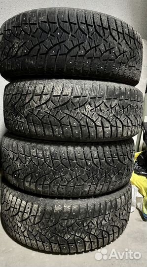Bridgestone Blizzak Spike-02 265/60 R18