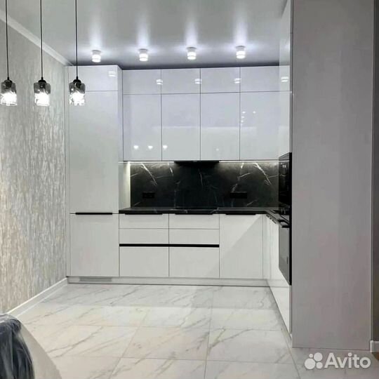 Кухонный гарнитур в стиле минимализм