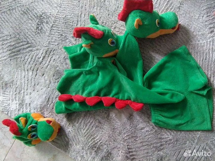 Новогодний костюм трехглавый дракон