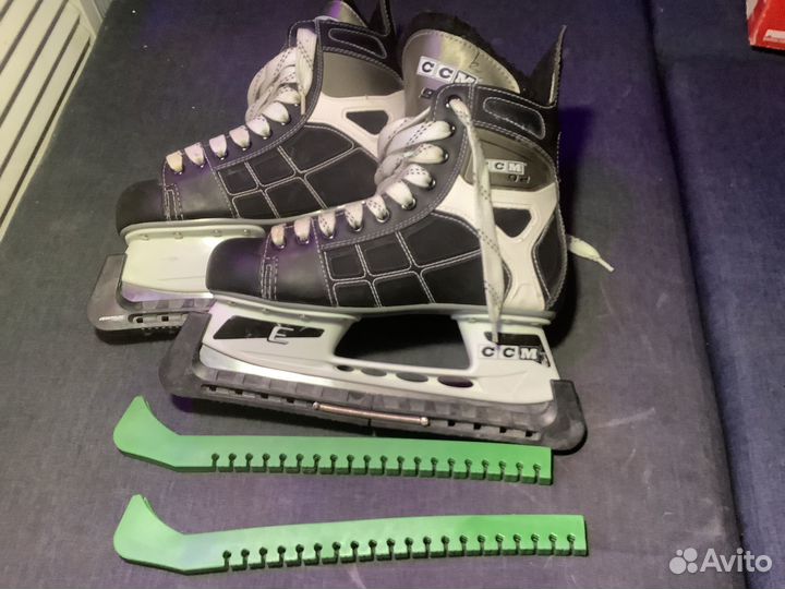 Коньки хоккейные CCM