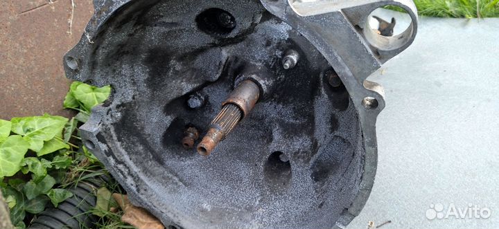 Механическая коробка передач (МКПП) Volvo 940