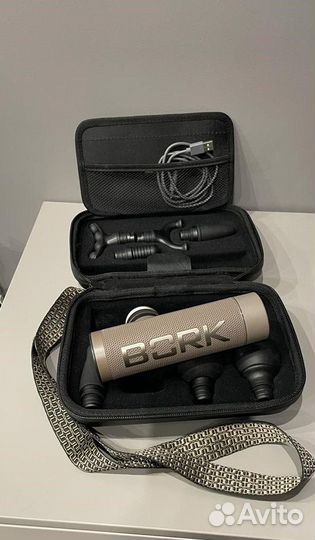 Перкуссионный массажер для тела Bork D701 gg