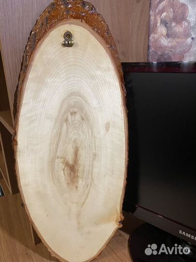 Панно на срезе дерева