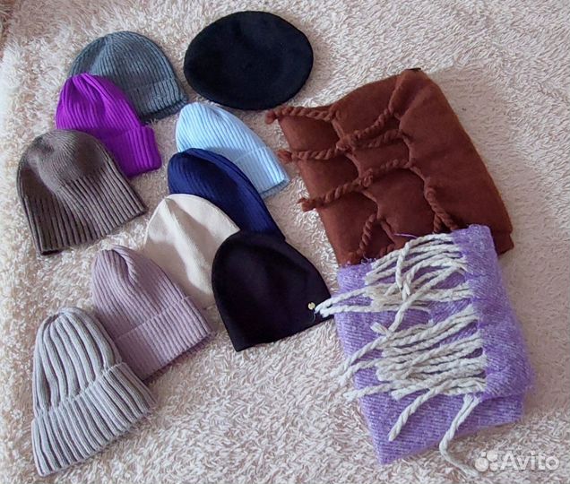 Шапки и шарфы женские