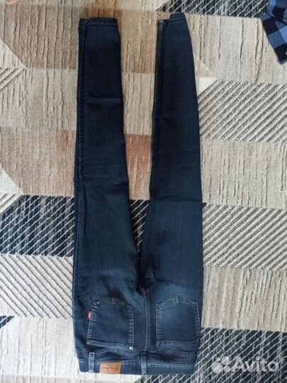 Джинсы женские заниженные