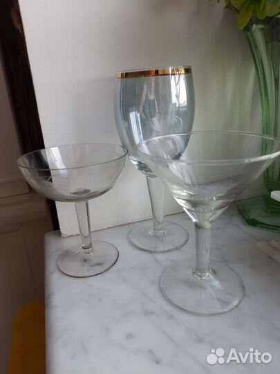 Рюмки.бокалы фужеры стекло цветное СССР поднос