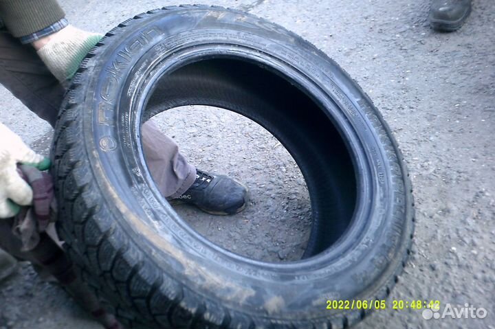 Nokian Hakkapeliitta 4 205/60 R16