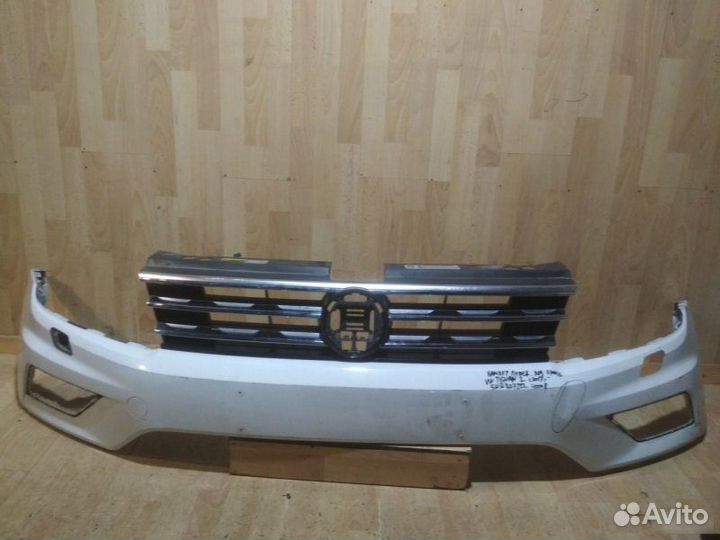 Бампер передний Volkswagen