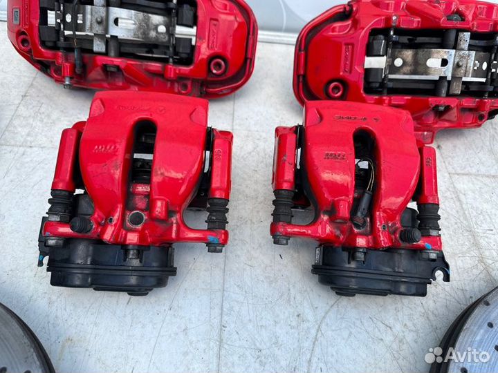 Комплект торомозов AMG Mercedes C292 Mercedes-Benz