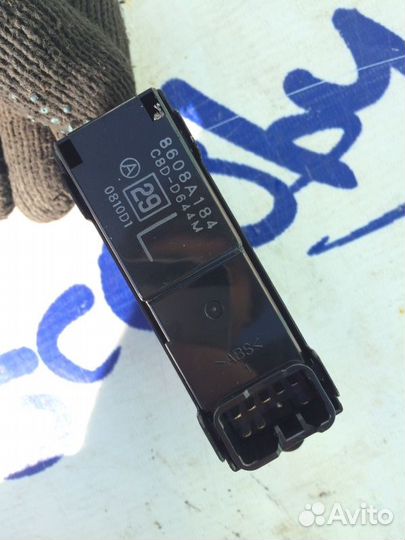 Кнопки прочие Mitsubishi Outlender CW5W 4B12 2010