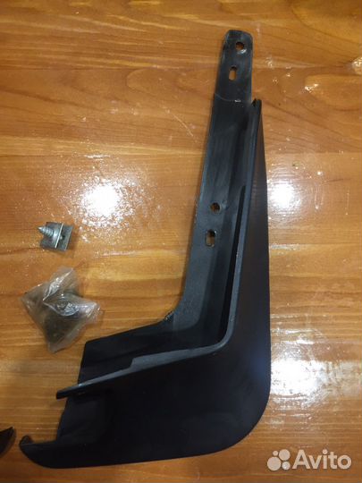 Брызговики передние Toyota Corolla 2014