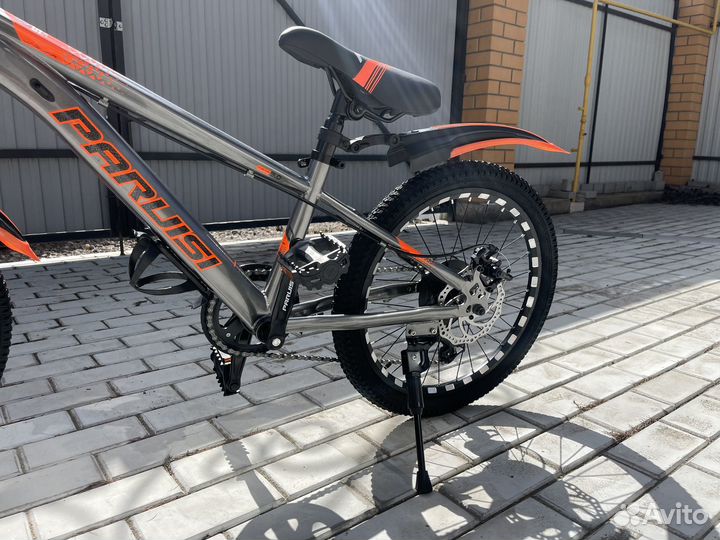 Велосипед скоростной новый 20/22 колеса