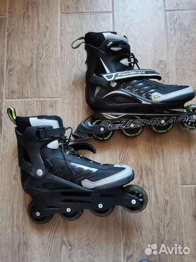 Роликовые коньки