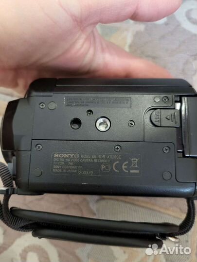 Видеокамера Sony AC- L200