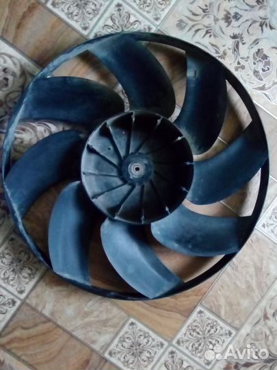 Крыльчатка радиатора охлаждения Ford Fusion