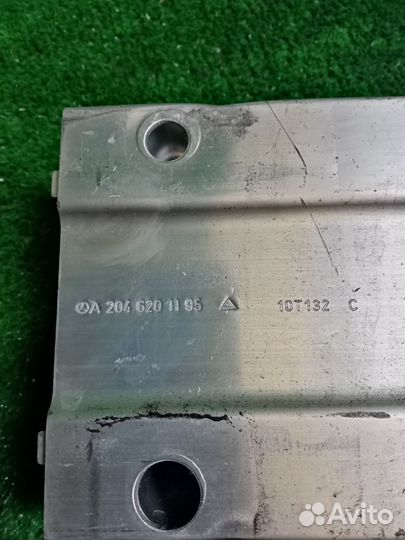 Кронштейн усилителя бампера передний левый