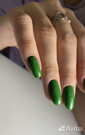 Модель маникюр/педикюр гельлак