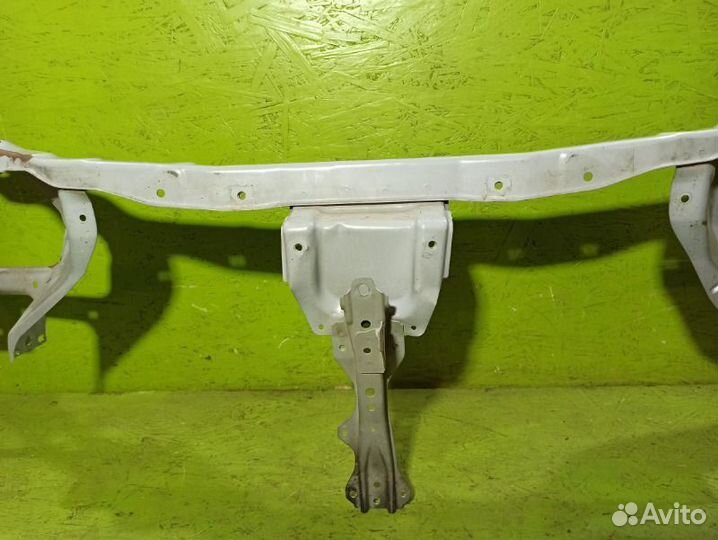 Панель телевизора верхняя Nissan Primera P12 седан