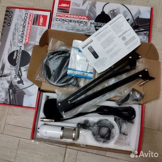 Микрофон конденсаторный BM800 новый