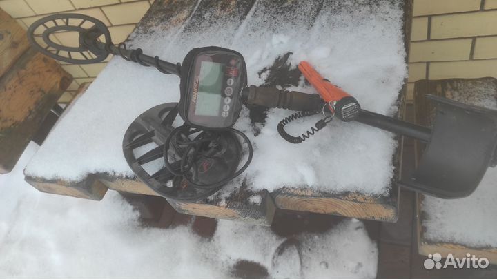 Металлоискатель fisher f44