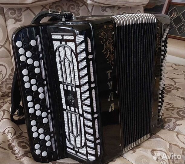 Баян Тульская гармонь