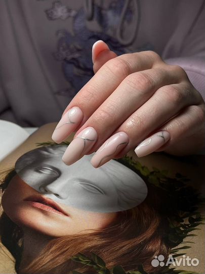 Маникюр,педикюр