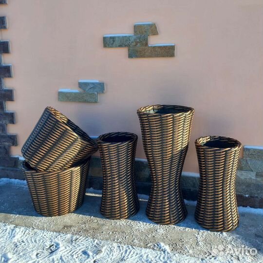 Кашпо из полиротанга