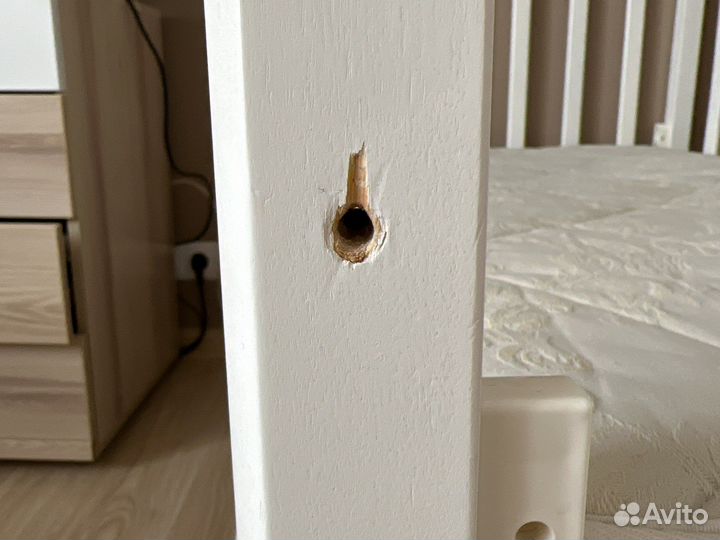 Детская кроватка