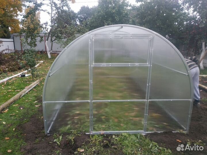 Теплица шириной 2,4 метра
