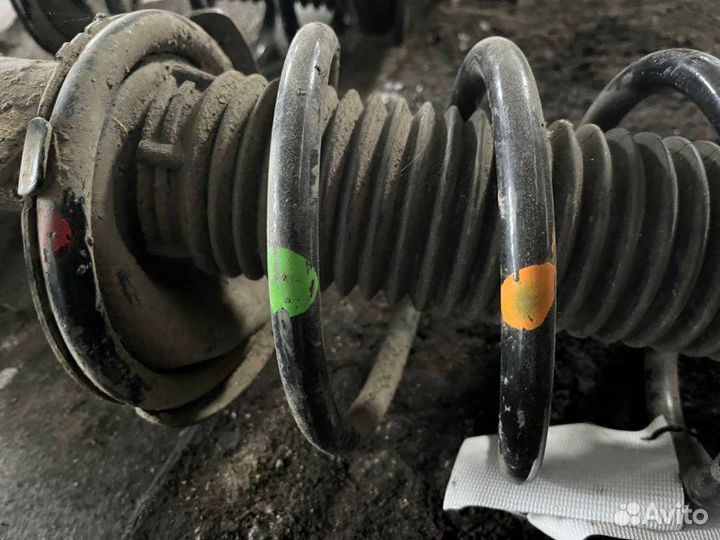 Пружина передняя Ford C-Max 2003-2010 минивэн 1